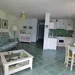 U Melu Grand T2 A L'etage Lägenhet